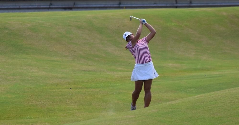 Women's Golf Jumps to Second After 36 Holes of Golfweek DIII Fall Invite