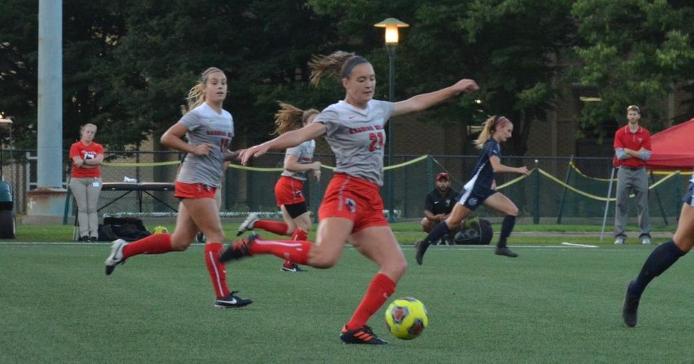 Bruch's Goal Lifts #12 Tartans to 1-0 Victory