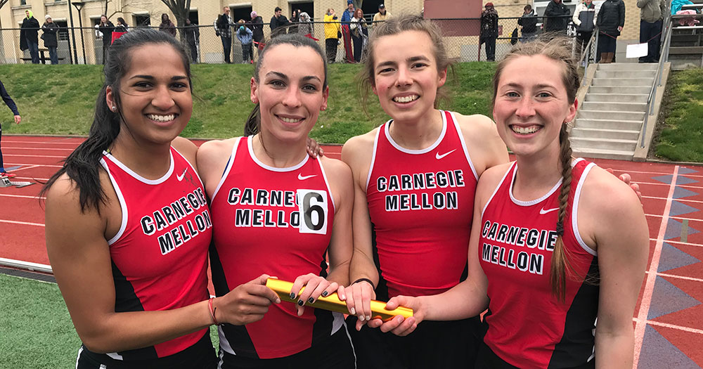 4x400 Sets School Record, Women Place Fourth at UAA Championships