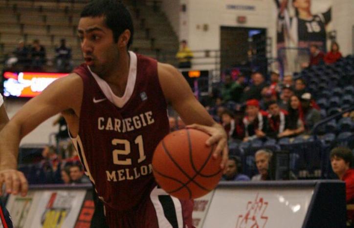Meghani Climbs All-Time School 3pt List in Loss at Chicago