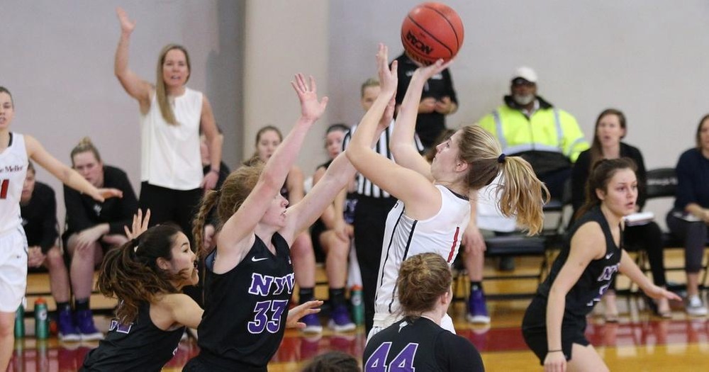 Weslock and Archer Score Career Highs in Tartans Loss at Washington U.