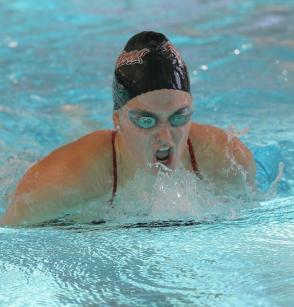 Price Kinney - Women's Swimming and Diving